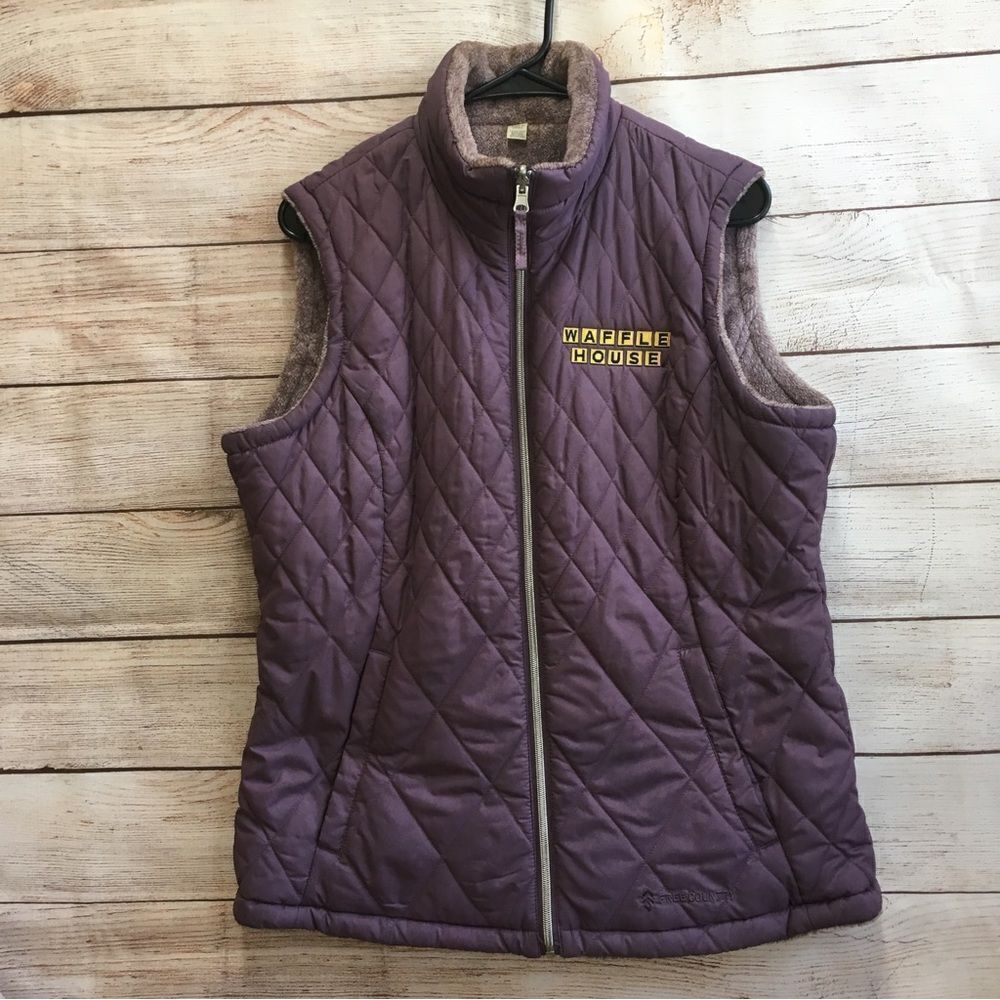 “WAFFLE HOUSE” EMBROIDERED FREE COUNTRY‎ QUILTED VEST WITH FLEECE LINING